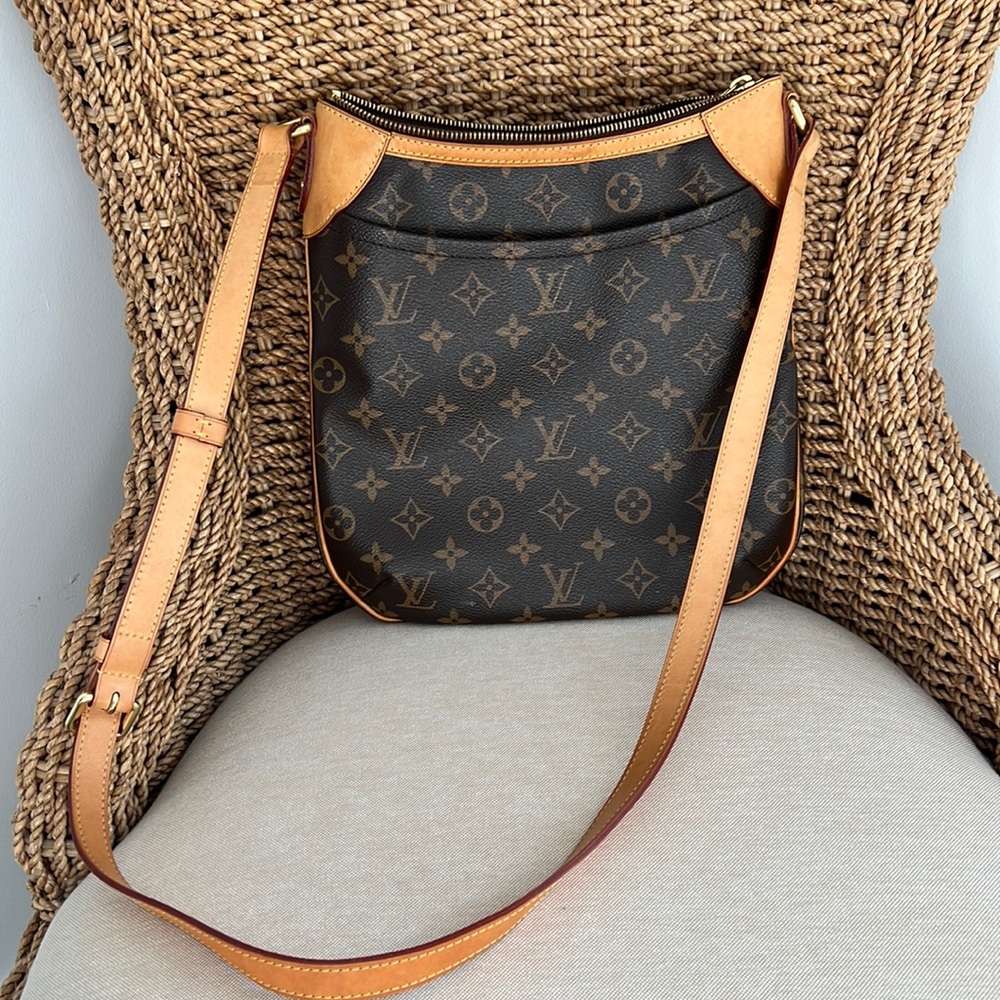 Louis Vuitton Odeon MM Authentic